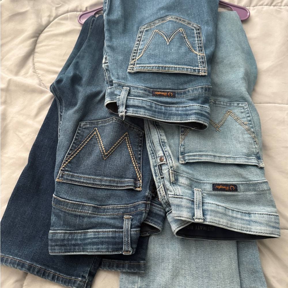 Wrangler  (3) Riding jeans Willow, Q Baby
Bundle all 3